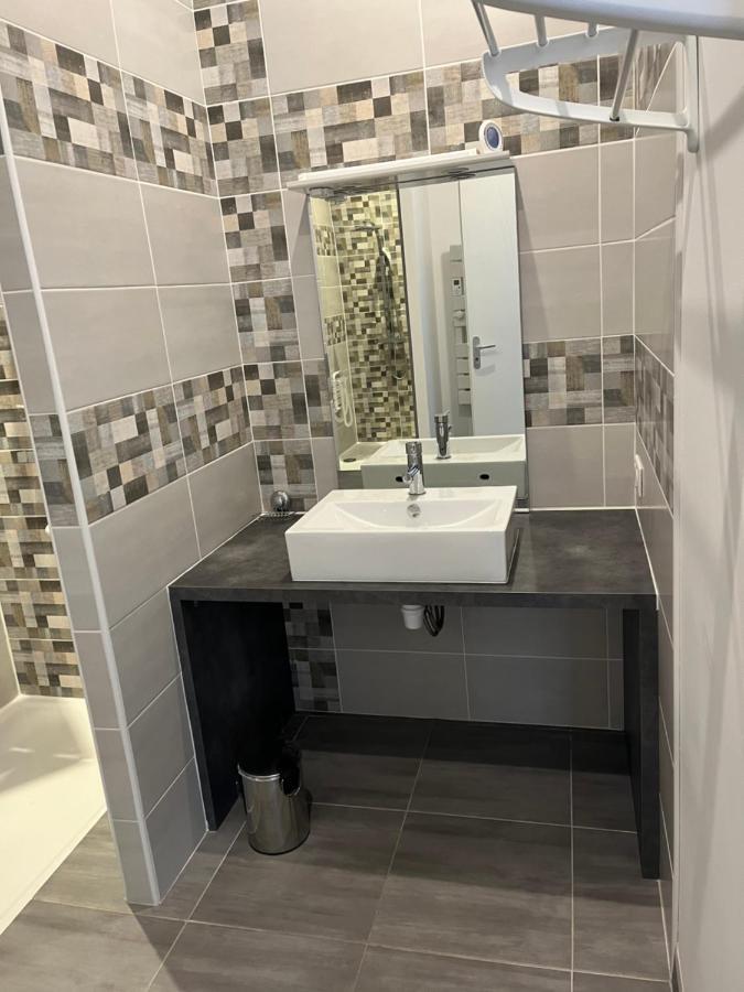 Appartement T4 140 M2 Spacieux Et Calme Pour 8 Personnes Люс-Сен-Совёр Экстерьер фото
