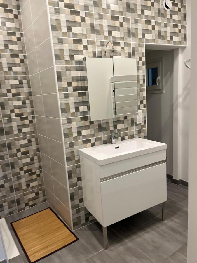 Appartement T4 140 M2 Spacieux Et Calme Pour 8 Personnes Люс-Сен-Совёр Экстерьер фото