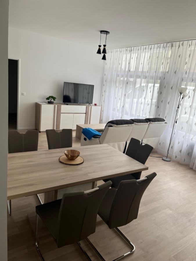 Appartement T4 140 M2 Spacieux Et Calme Pour 8 Personnes Люс-Сен-Совёр Экстерьер фото